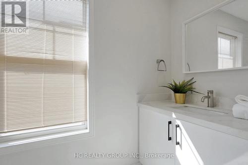 83 Mugford Road, Aurora, ON - Indoor Photo Showing Bathroom