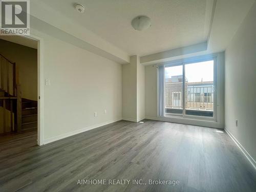 218 - 131 Honeycrisp Crescent, Vaughan, ON - Indoor Photo Showing Other Room