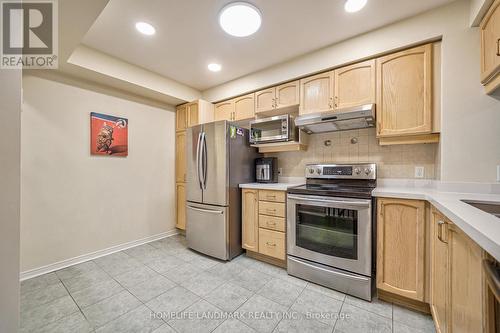 59 Northern Heights Drive, Richmond Hill, ON - Indoor Photo Showing Kitchen