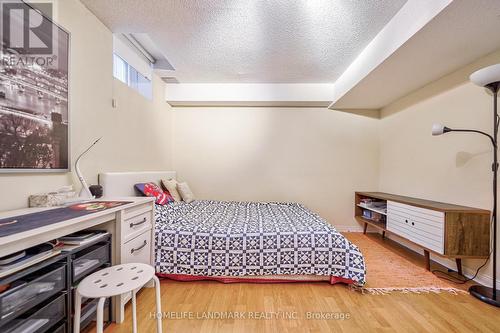 59 Northern Heights Drive, Richmond Hill, ON - Indoor Photo Showing Bedroom