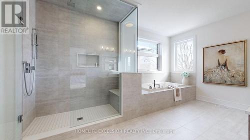 24 Limerick Street, Richmond Hill, ON - Indoor Photo Showing Bathroom