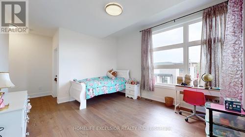 24 Limerick Street, Richmond Hill, ON - Indoor Photo Showing Bedroom