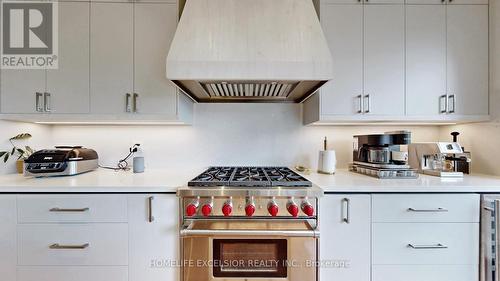 24 Limerick Street, Richmond Hill, ON - Indoor Photo Showing Kitchen