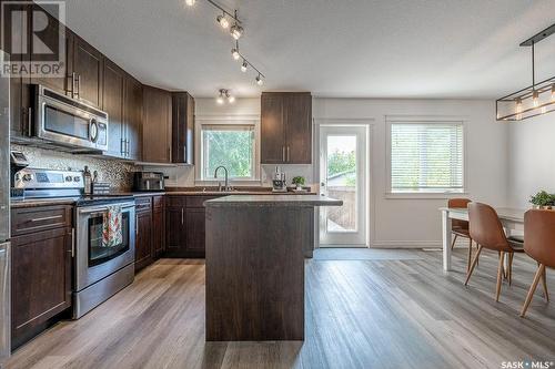 300B Maple Street E, Saskatoon, SK - Indoor Photo Showing Kitchen