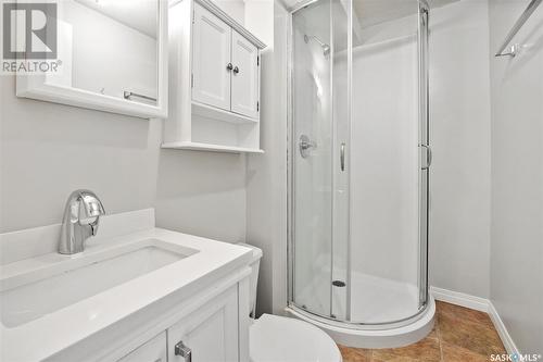 314 Flavelle Crescent, Saskatoon, SK - Indoor Photo Showing Bathroom