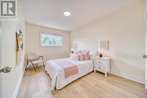 90 Glendower Circuit, Toronto, ON - Indoor Photo Showing Bedroom