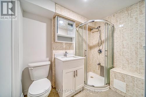 90 Glendower Circuit, Toronto, ON - Indoor Photo Showing Bathroom