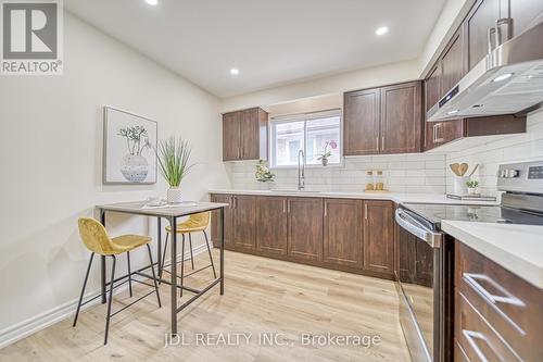 90 Glendower Circuit, Toronto, ON - Indoor Photo Showing Kitchen With Upgraded Kitchen