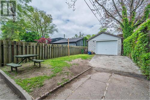 336 Mortimer Avenue, Toronto, ON - Outdoor