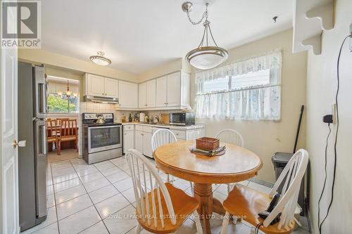 16 Rooksnest Trail, Toronto, ON - Indoor Photo Showing Dining Room