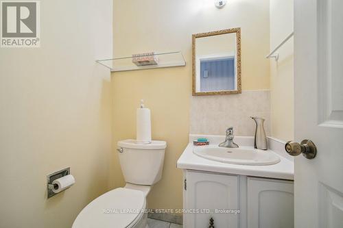 16 Rooksnest Trail, Toronto, ON - Indoor Photo Showing Bathroom