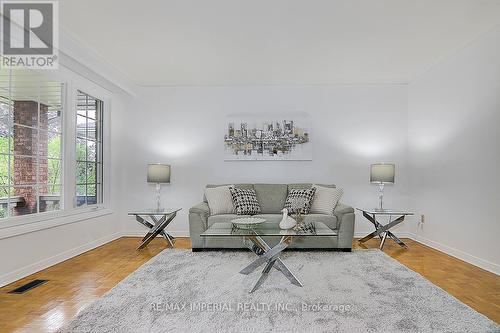 299 Huntsmill Boulevard, Toronto, ON - Indoor Photo Showing Other Room