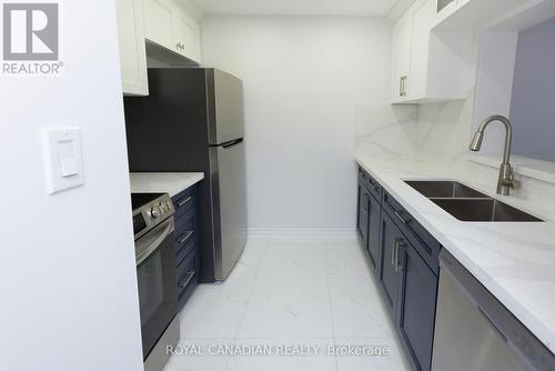 2418 - 88 Corporate Drive, Toronto, ON - Indoor Photo Showing Kitchen With Double Sink