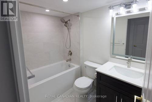 2418 - 88 Corporate Drive, Toronto, ON - Indoor Photo Showing Bathroom