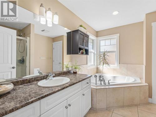 3289 Broadview Road Unit# 39, West Kelowna, BC - Indoor Photo Showing Bathroom