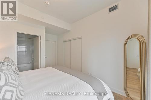 2910 - 2033 Kennedy Road, Toronto, ON - Indoor Photo Showing Bedroom