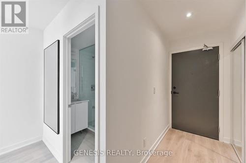 2910 - 2033 Kennedy Road, Toronto, ON - Indoor Photo Showing Other Room