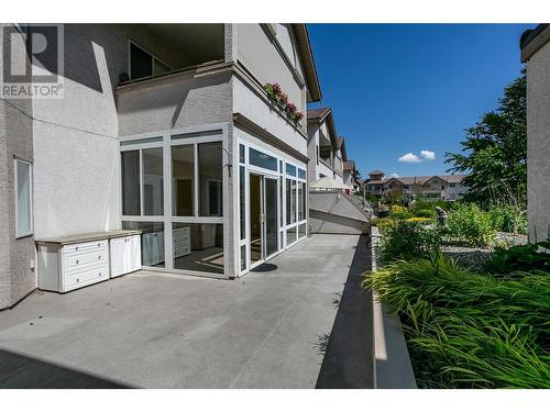 2300 Benvoulin Road Unit# 212, Kelowna, BC - Outdoor With Exterior