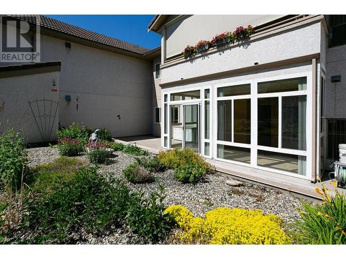 2300 Benvoulin Road Unit# 212, Kelowna, BC - Outdoor With Exterior