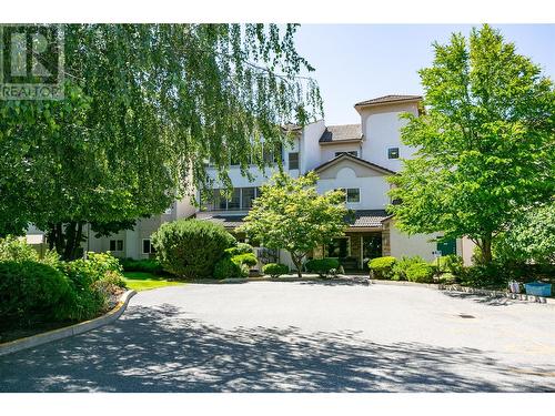 2300 Benvoulin Road Unit# 212, Kelowna, BC - Outdoor