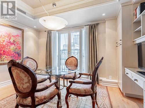 808 - 38 Avenue Road, Toronto, ON - Indoor Photo Showing Dining Room