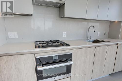 2003 - 81 Wellesley Street E, Toronto, ON - Indoor Photo Showing Kitchen With Upgraded Kitchen