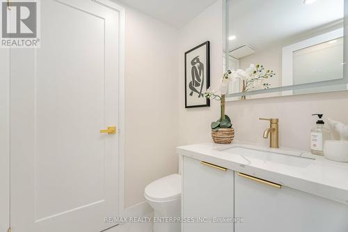 701 - 717 Bay Street, Toronto, ON - Indoor Photo Showing Bathroom