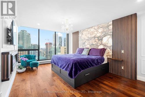 Ph12 - 55 Harbour Square, Toronto, ON - Indoor Photo Showing Bedroom