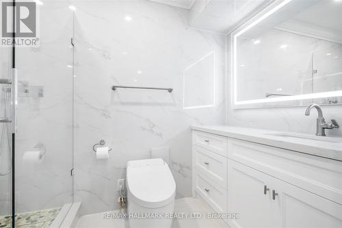 Ph12 - 55 Harbour Square, Toronto, ON - Indoor Photo Showing Bathroom