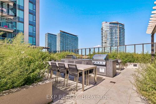 2216 - 1926 Lakeshore Boulevard W, Toronto, ON - Outdoor