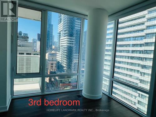 1512 - 501 Yonge Street, Toronto, ON - Indoor Photo Showing Other Room