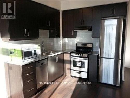 1606 - 68 Canterbury Place, Toronto, ON - Indoor Photo Showing Kitchen With Upgraded Kitchen