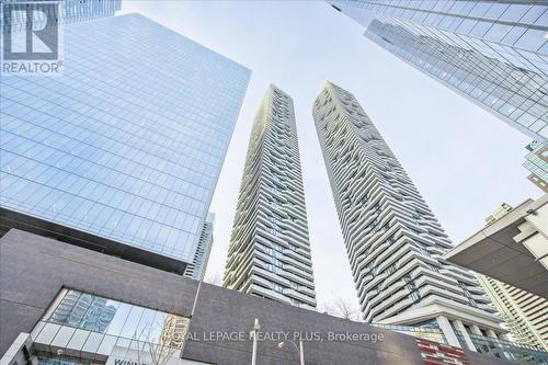 1010 - 100 Harbour Street, Toronto, ON - Outdoor With Facade