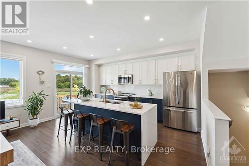 429 Kayak Street, Ottawa, ON - Indoor Photo Showing Kitchen