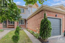 128 KINCARDINE DRIVE  Ottawa, ON K2V 1B1