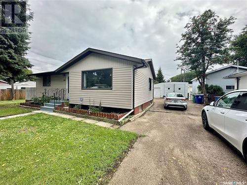 326 Ottawa Avenue N, Saskatoon, SK - Outdoor With Exterior