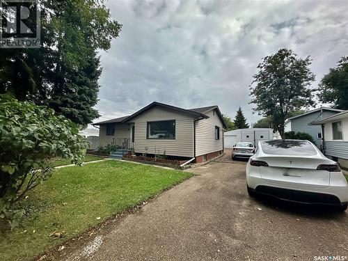 326 Ottawa Avenue N, Saskatoon, SK - Outdoor