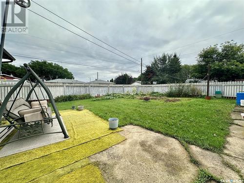 326 Ottawa Avenue N, Saskatoon, SK - Outdoor With Backyard