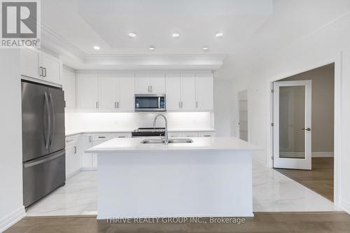 311 - 480 Callaway Road, London, ON - Indoor Photo Showing Kitchen With Double Sink