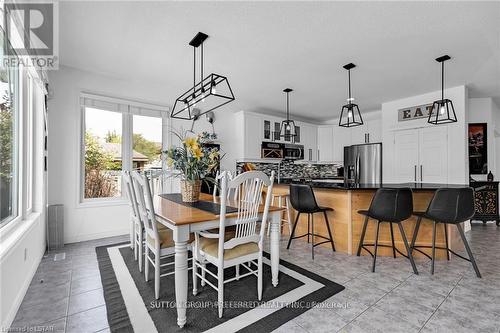 79 Edgevalley Road, London, ON - Indoor Photo Showing Dining Room