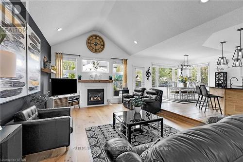 79 Edgevalley Road, London, ON - Indoor Photo Showing Living Room With Fireplace