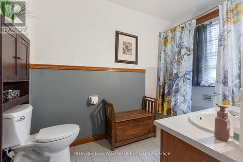 361 Devine Street, Sarnia, ON - Indoor Photo Showing Bathroom