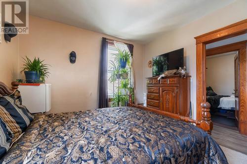 361 Devine Street, Sarnia, ON - Indoor Photo Showing Bedroom