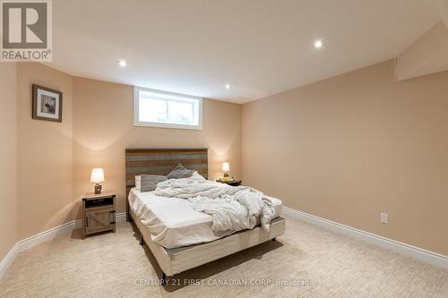 2087 Cherrywood Trail, London, ON - Indoor Photo Showing Bedroom