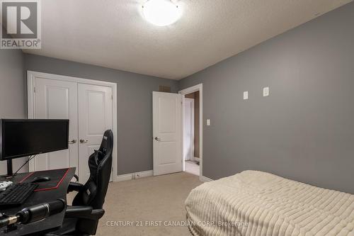 2087 Cherrywood Trail, London, ON - Indoor