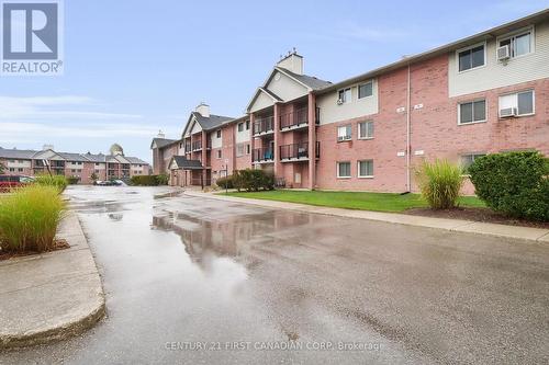 14 - 140 Conway Drive, London, ON - Outdoor