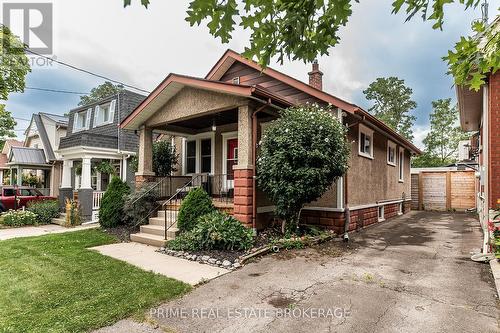 122 Langarth Street E, London, ON - Outdoor With Facade