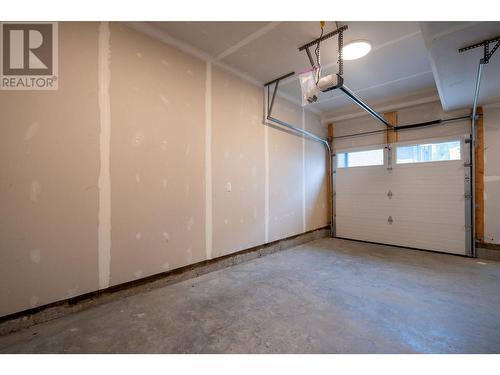 1215 Third Street, Revelstoke, BC - Indoor Photo Showing Garage