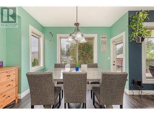 1791 23 Street Ne, Salmon Arm, BC - Indoor Photo Showing Dining Room