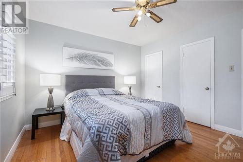 28 Roundhay Drive, Ottawa, ON - Indoor Photo Showing Bedroom